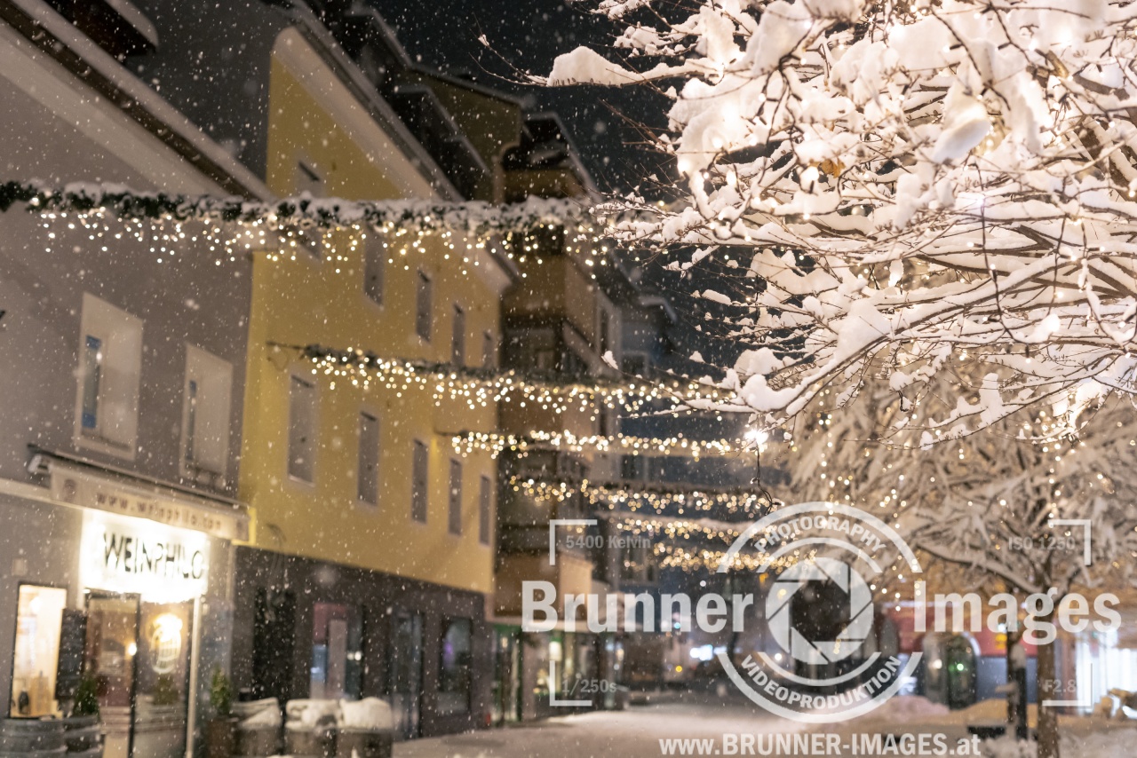 23.01.2023 - Schneefall in der Lienz Innenstadt - Lienz